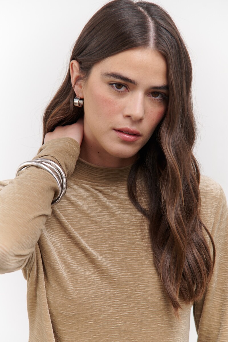 POLERA VELVET BEIGE