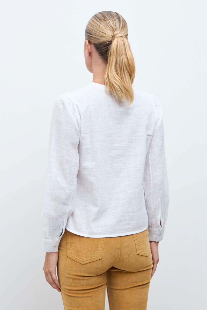 Blusa bordada blanco