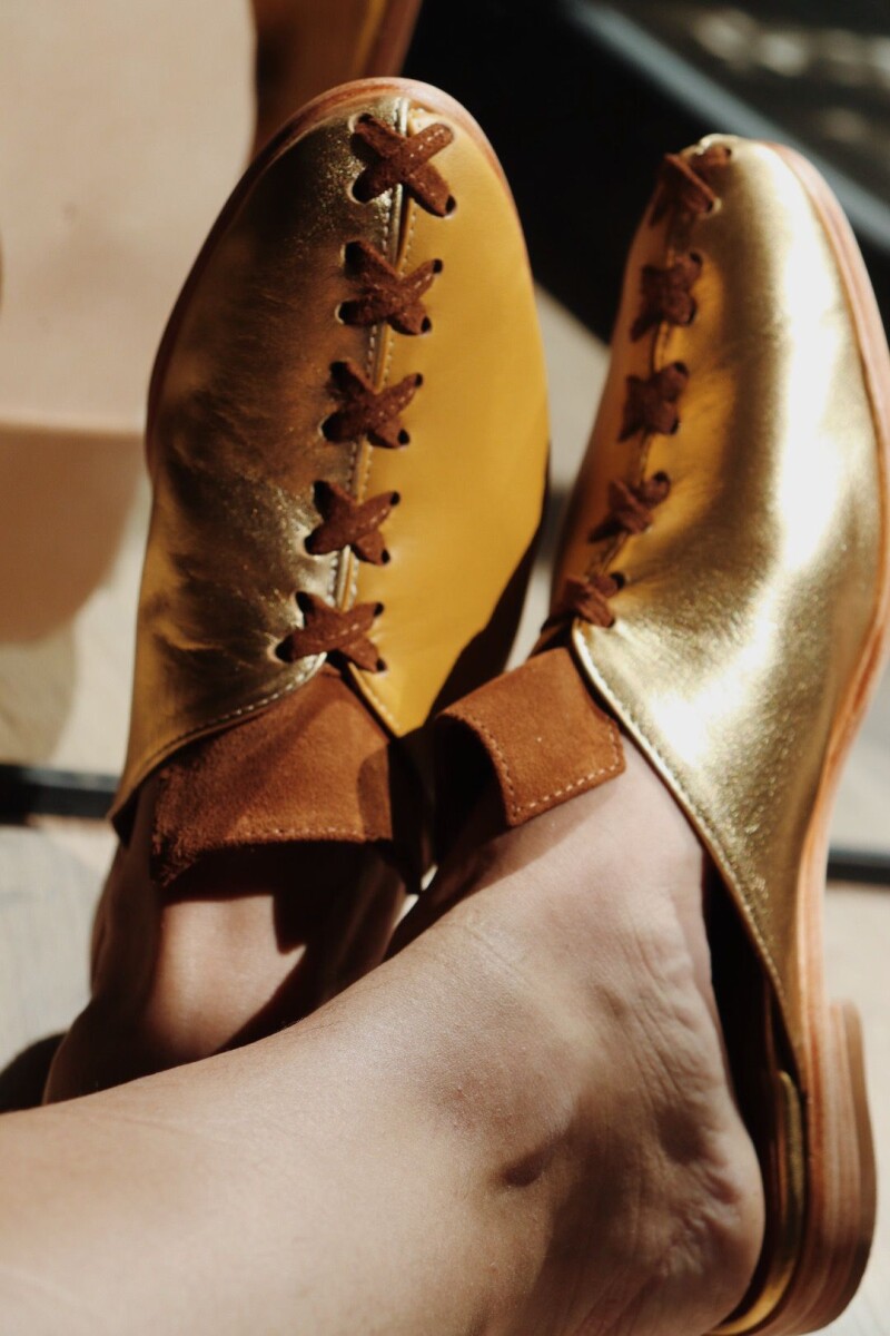 Suela Shoe Dorado Y Mostaza Agnes Lenoble