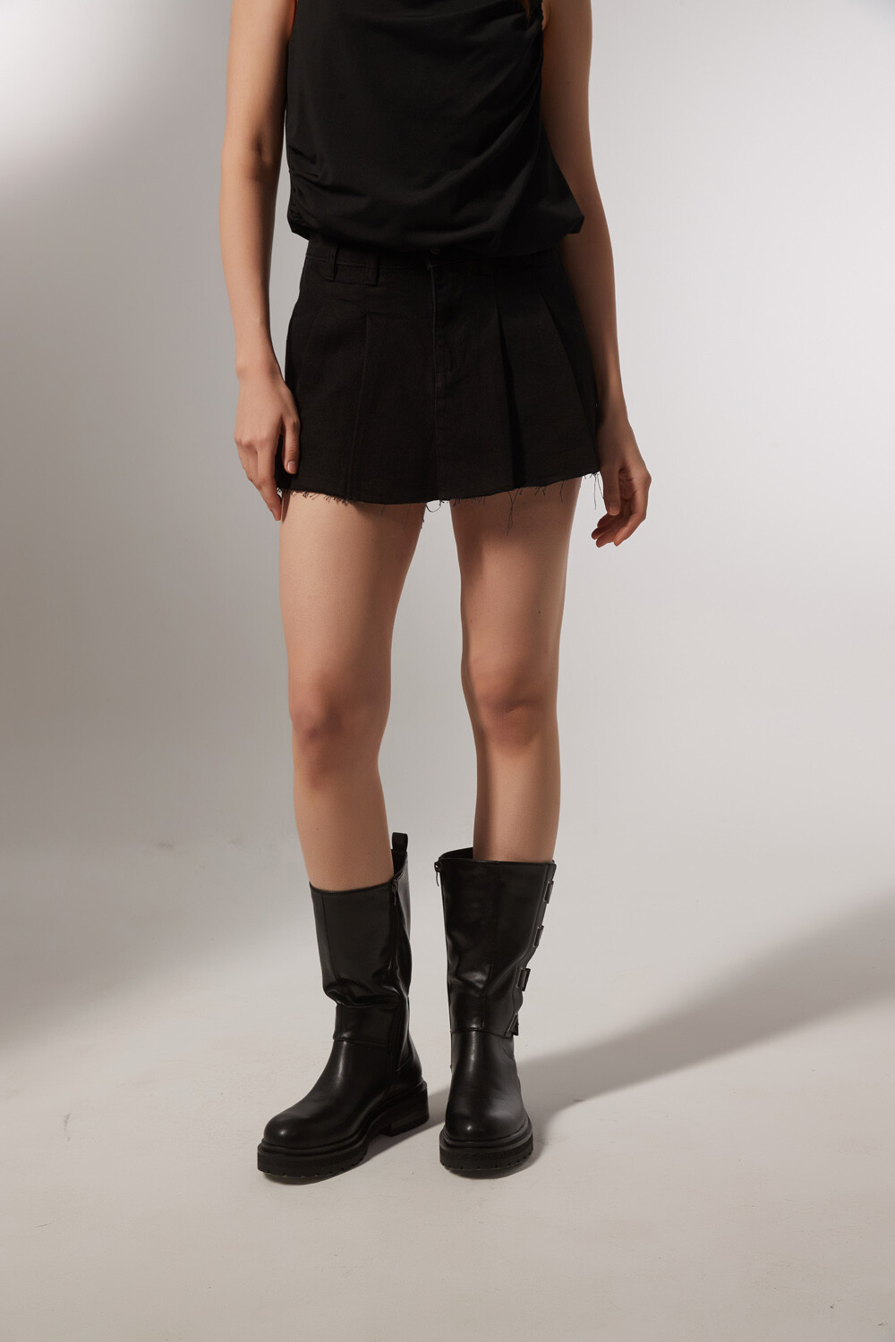Short Tutem Negro