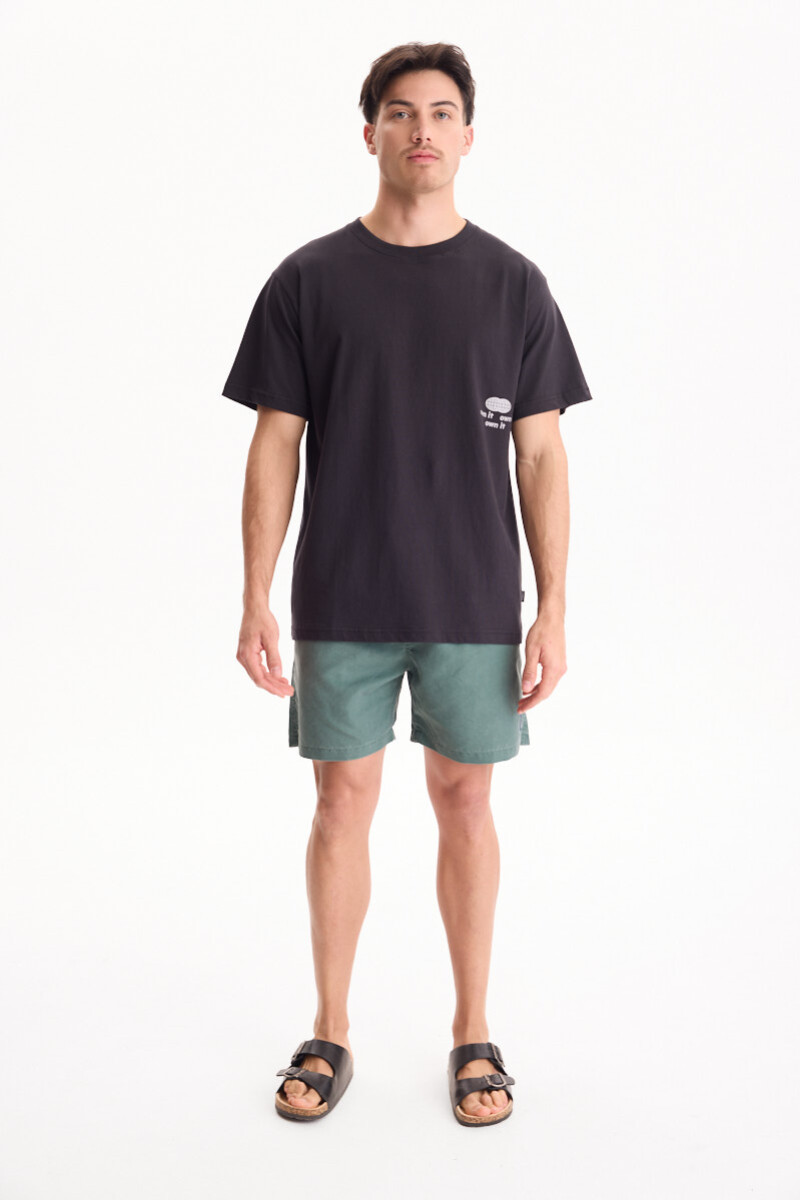 Remera Own Negro
