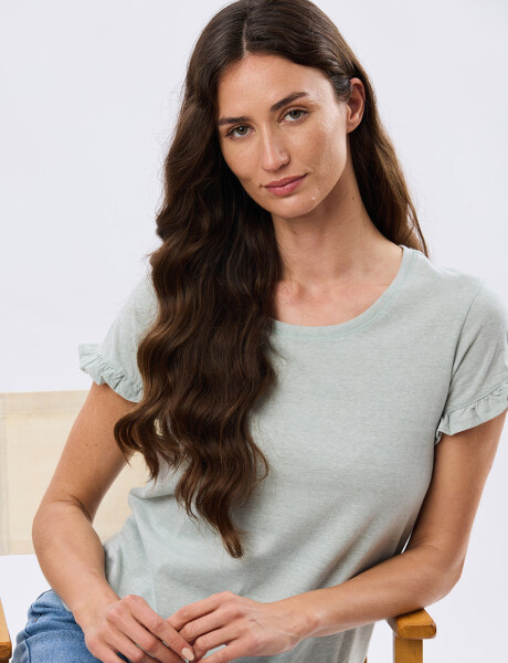 REMERA DE ALGODÓN CON VOLADO Verde