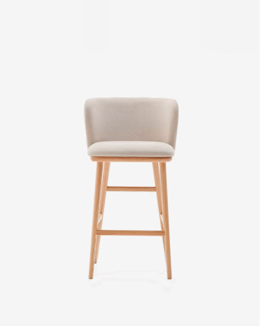 Taburete Ciselia chenilla beige y madera maciza fresno acabado tono natural 65cm
