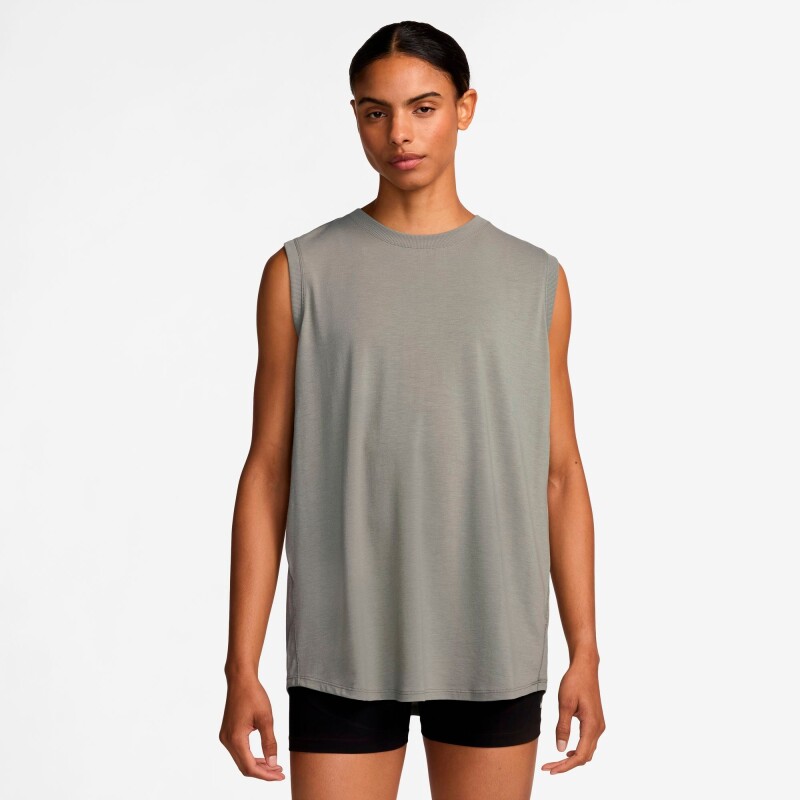 W NK ONE RELAXED DF TANK Gris