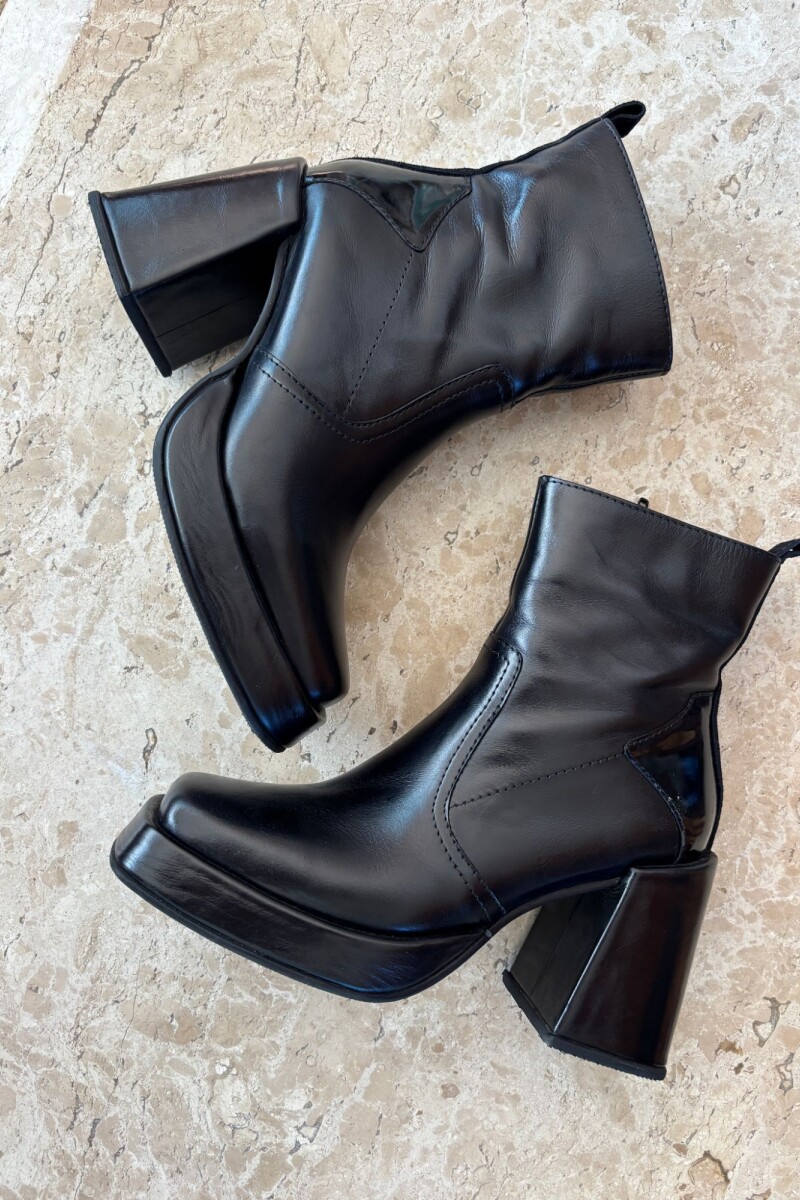 Bota Cloud Negro