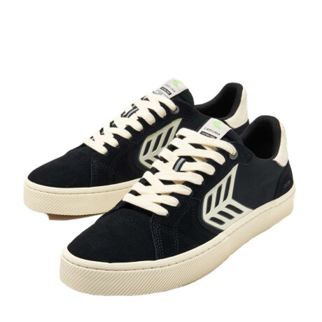 Championes Cariuma Catiba Pro 2.5