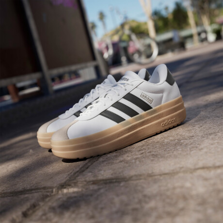 Championes adidas VL Court Bold Cloud White / Core Black / Gum