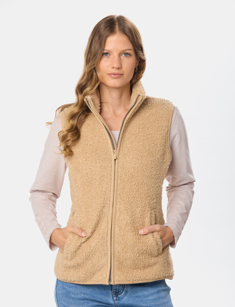 CHALECO TEJIDO CORDERITO Beige