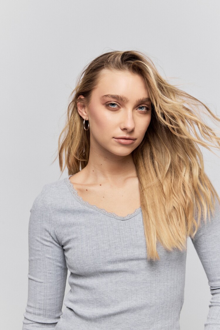 REMERA RUGA Gris Melange