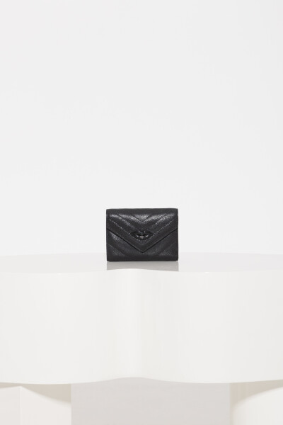 BILLETERA LIPSTICK FLAP Negro
