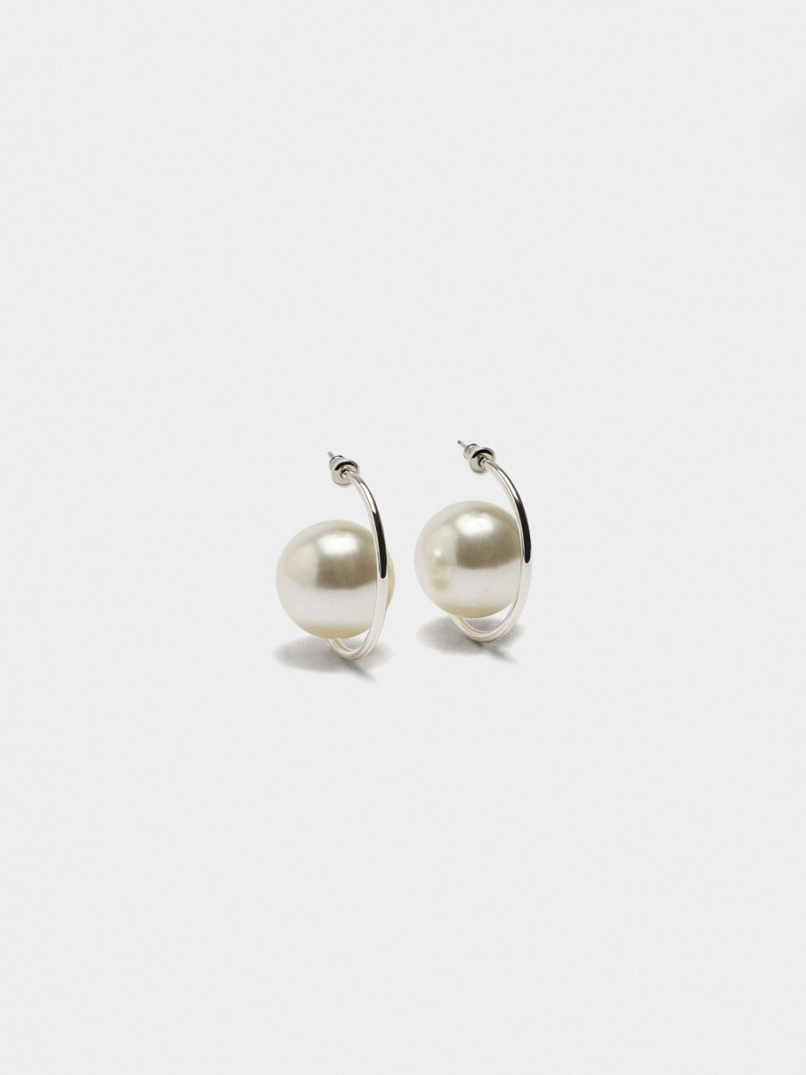 Aros Abiertos Con Perlas plateado