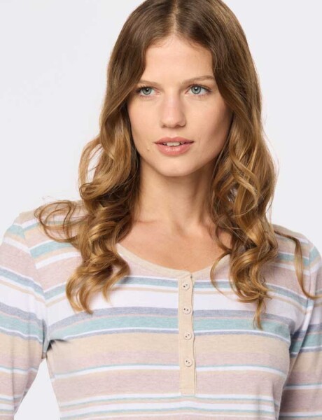 REMERA RAYADA BOTONES Lavanda