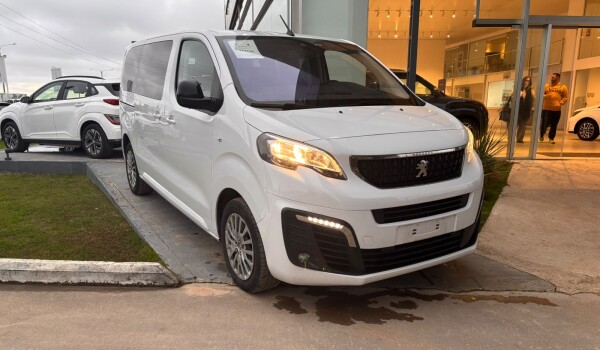 Peugeot Traveller Combi Space 2.0 Diesel 9P - 2024 Peugeot Traveller Combi Space 2.0 Diesel 9P - 2024