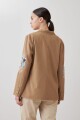 Blazer con bordados florales tostado