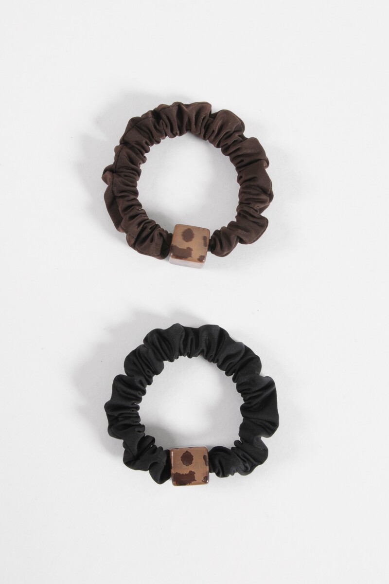 Set de 2 gomitas con detalle nácar multicolor