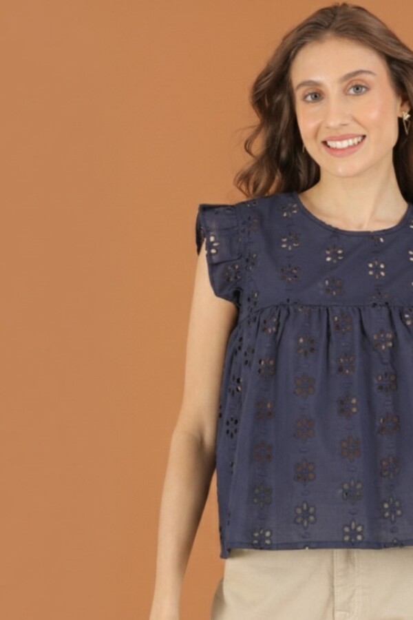 Blusa de Broderi. Azul