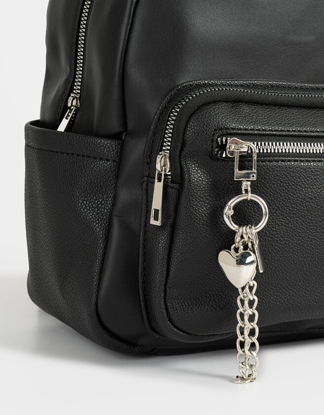 Mochilas Urbanas Mochila Con Charm Negro - Negro
