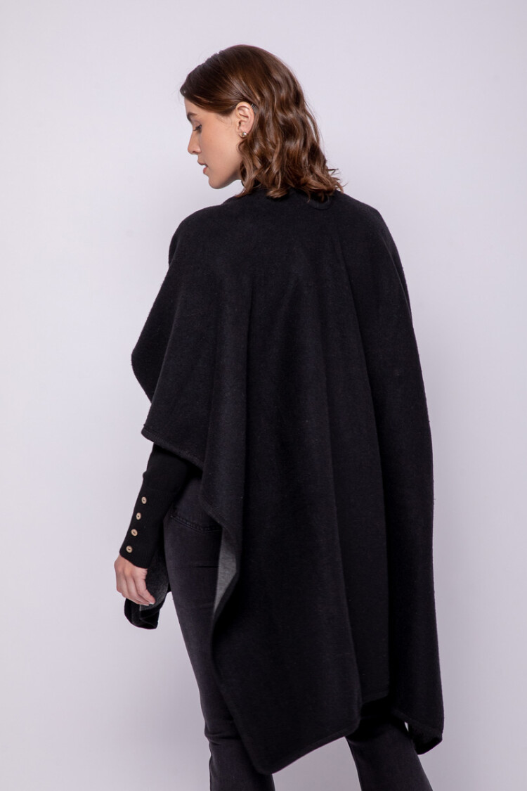 PONCHO RISSO Negro