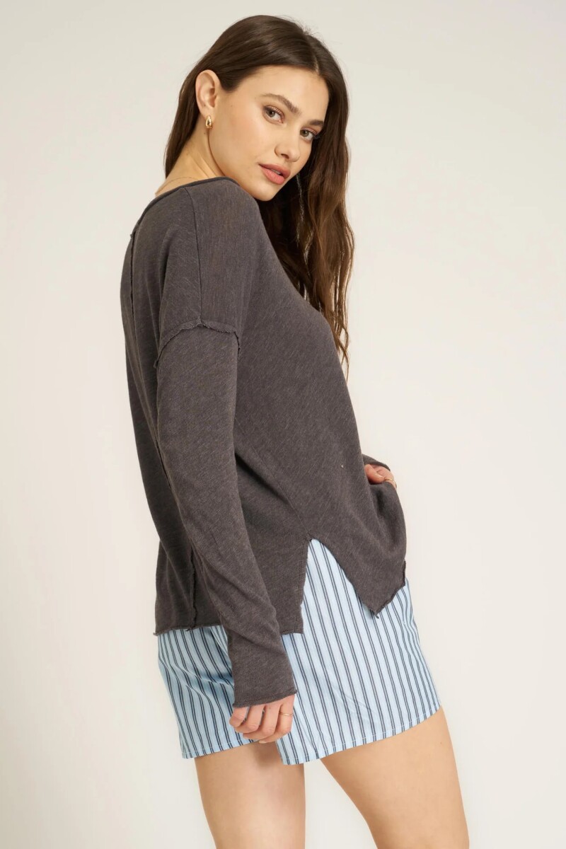POLERA MAE Gris