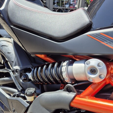 QJ SRK 400 Negro