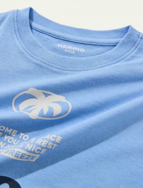 CAMISETA INFANTIL CON ESTAMPA AZUL