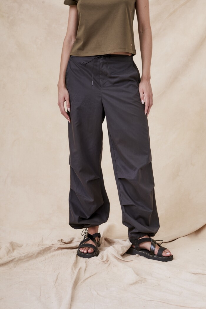 Pantalón Parachute Negro