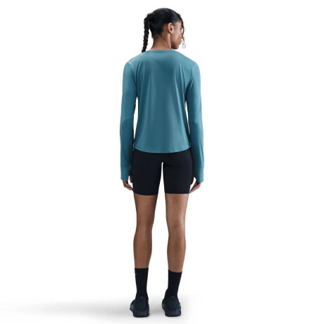 Remera Nike One Classic de Mujer Azul