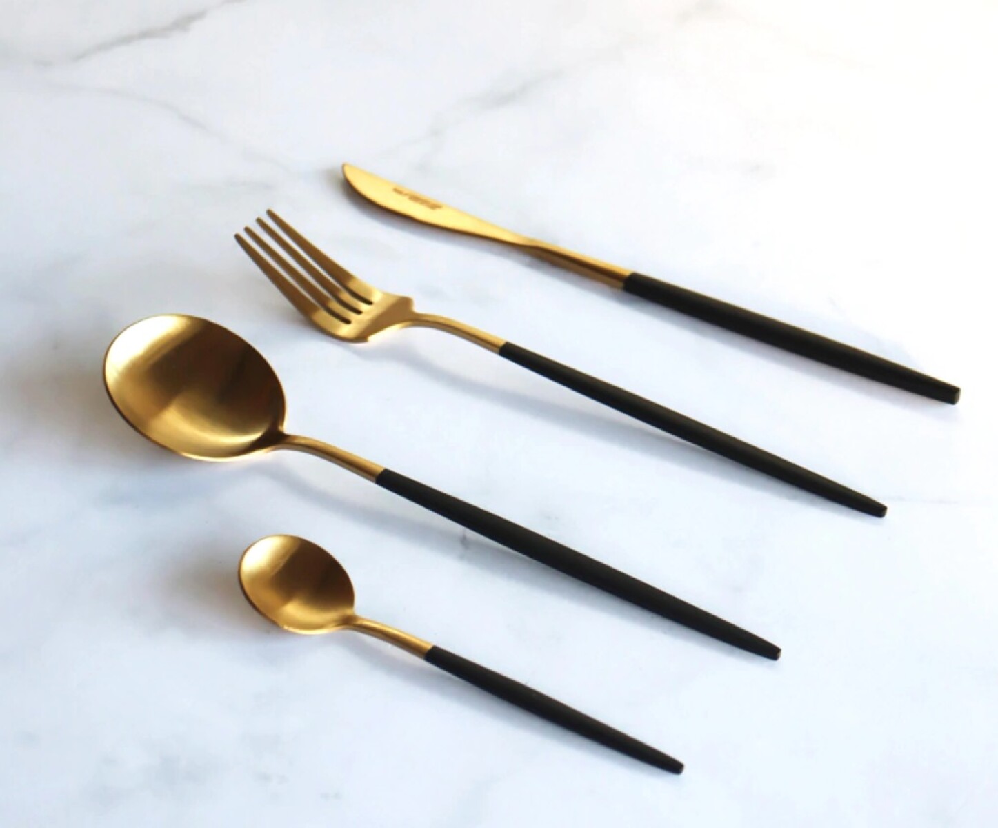 Juego De Cubiertos Volf Box 24 Metro Negro 