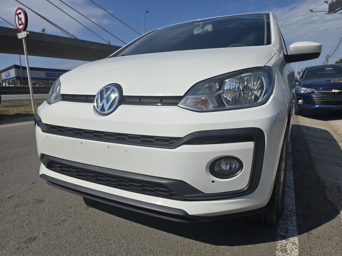 Volkswagen Up Move 1.0 Extra Full | Permuta / Financia Volkswagen Up Move 1.0 Extra Full | Permuta / Financia