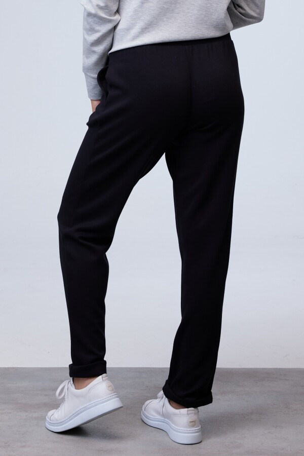 Jogger Recto NEGRO