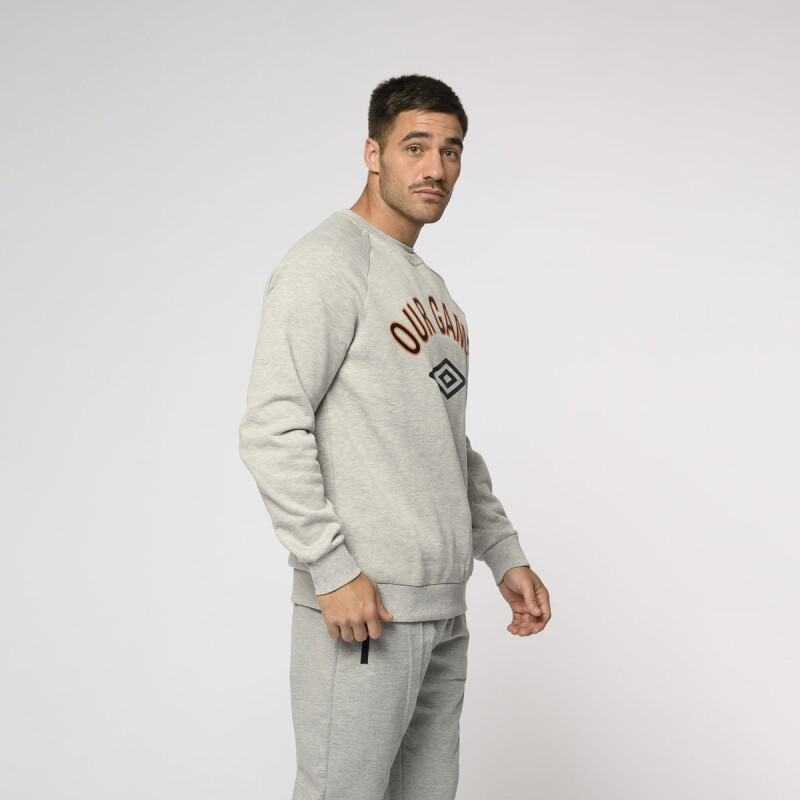Buzo Our Game Umbro Hombre Grm
