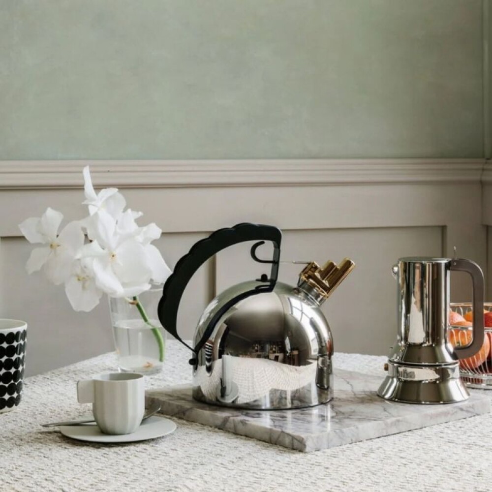 ALESSI HERVIDOR INDUCCION CON SILBATO RICHARD SAPPER ALESSI HERVIDOR INDUCCION CON SILBATO RICHARD SAPPER