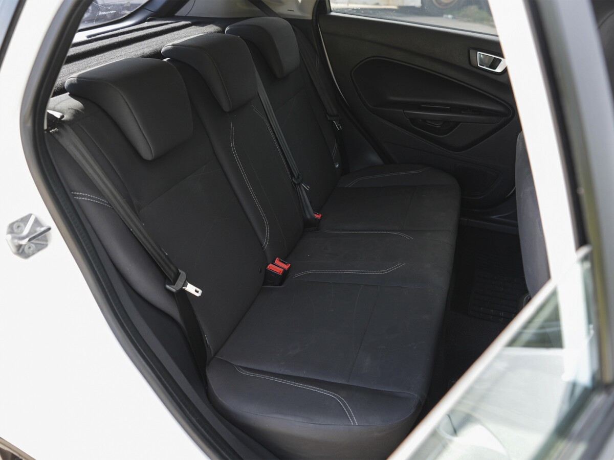 Ford Fiesta SE 1.6 Extra Full | Permuta / Financia Ford Fiesta SE 1.6 Extra Full | Permuta / Financia