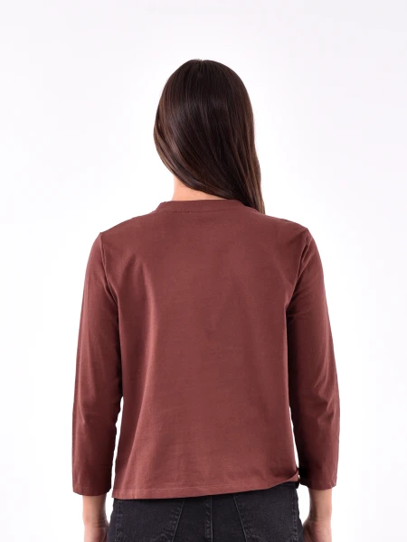 REMERA UPSALA VARIANTE 1