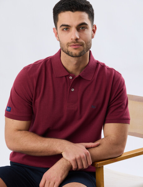 REMERA POLO LISA PIQUÉ Bordo Melange
