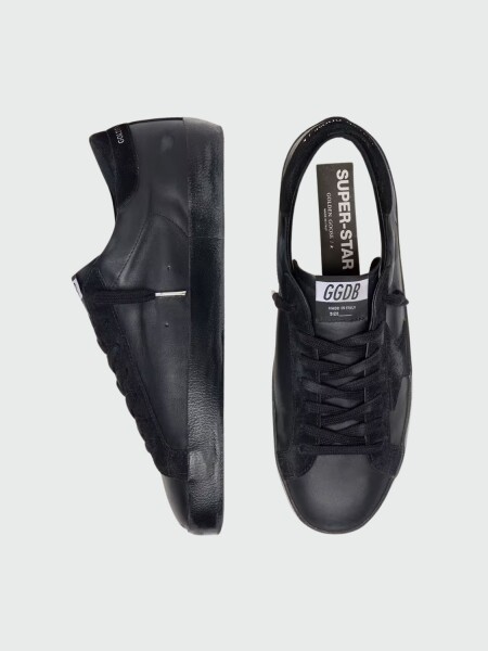GOLDEN GOOSE - Zapatillas Super- Star de hombre Napa con estrella Negro
