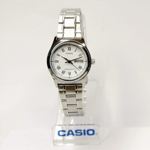 Reloj Casio esfera clara clásico Reloj Casio esfera clara clásico