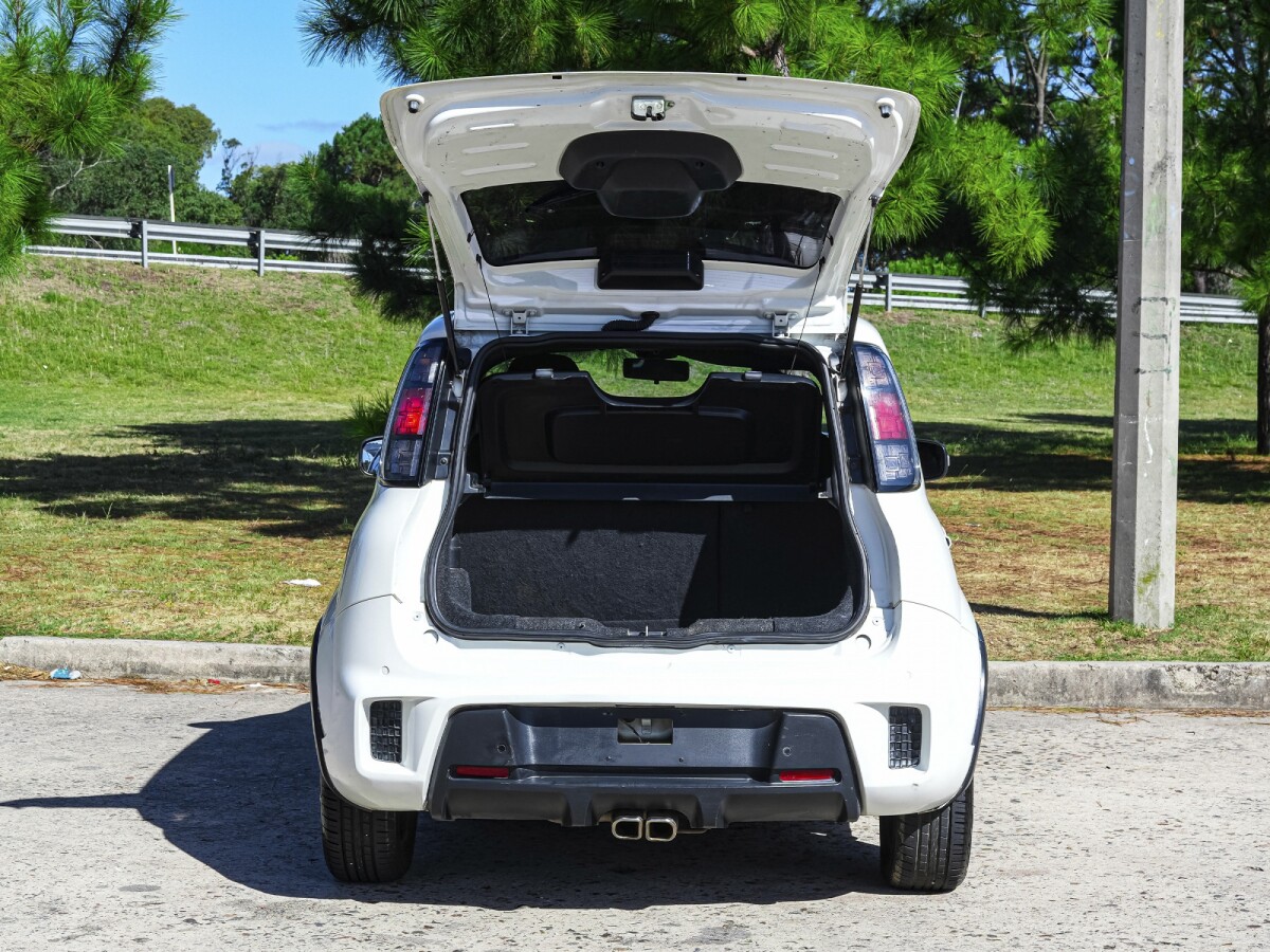 Fiat Uno Evo Sporting 1.4| Permuta / Financia Fiat Uno Evo Sporting 1.4| Permuta / Financia