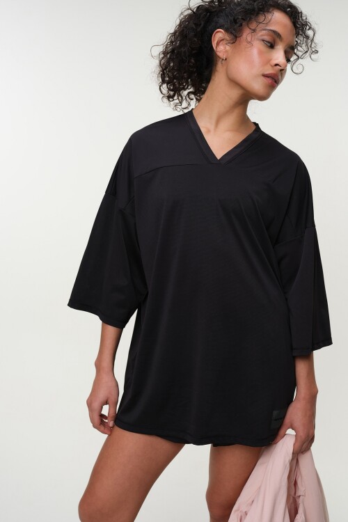 Remera Topacio Negro