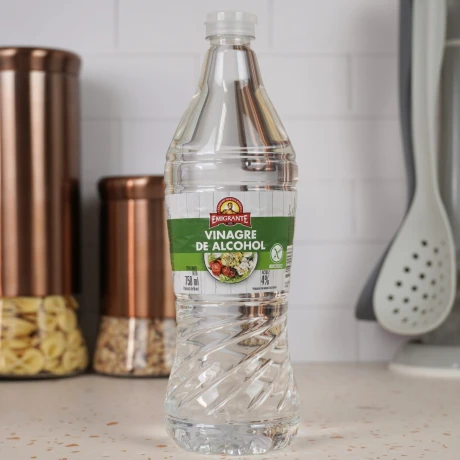 Vinagre El Emigrante de alcohol 750ml Vinagre El Emigrante de alcohol 750ml