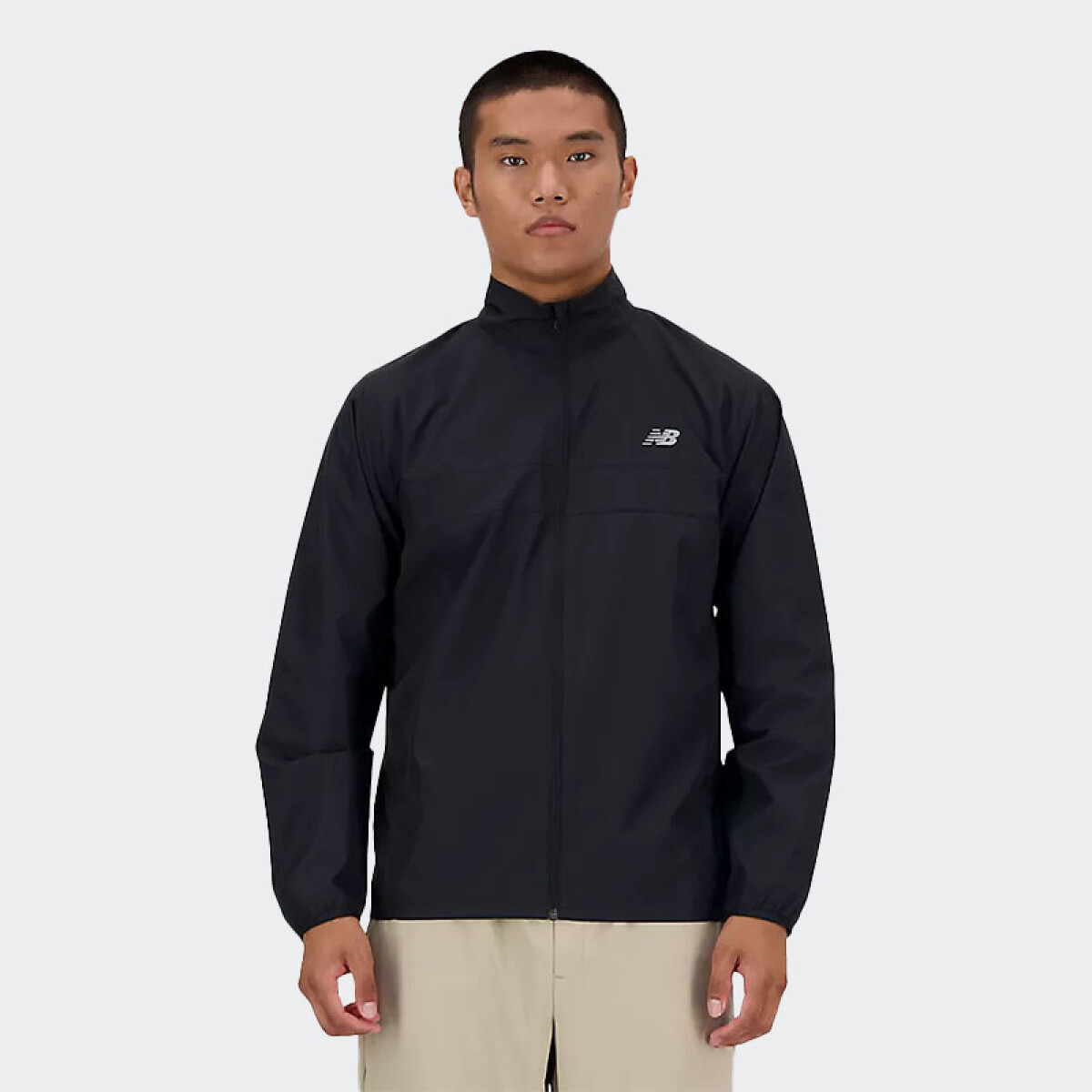 Campera New Balance Essentials - Negro 