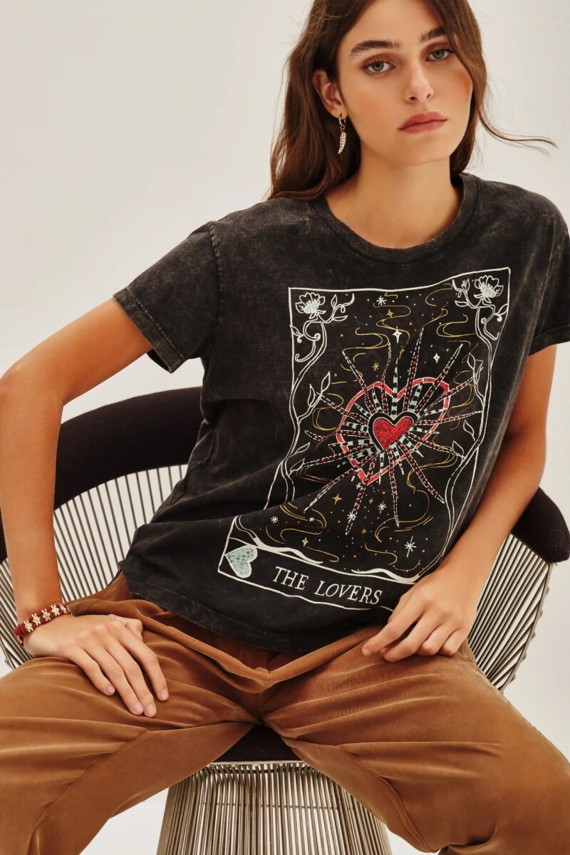 Remera The Lovers Negro