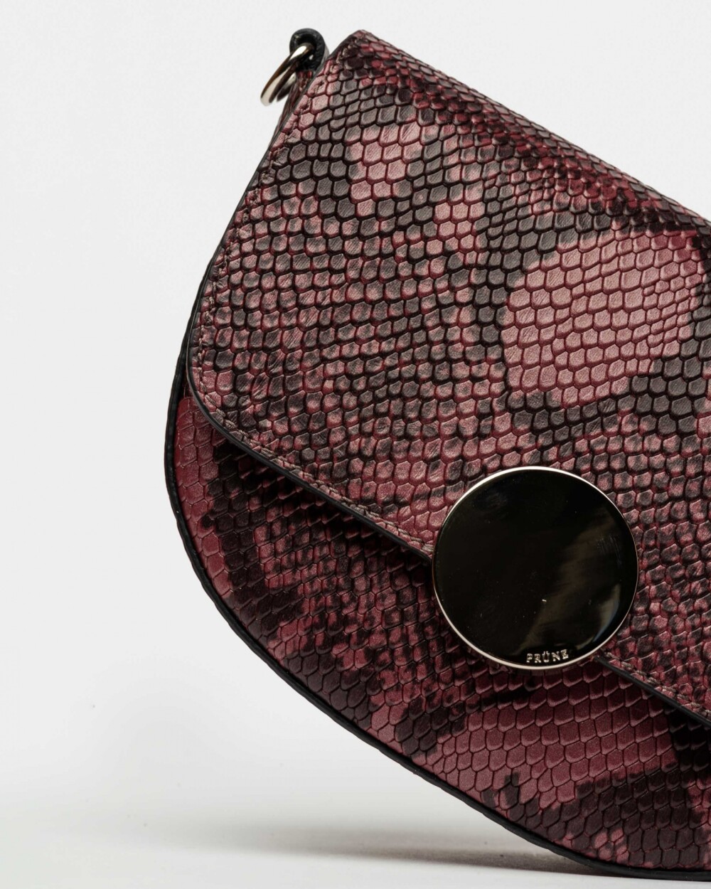 Mini Bag The Circle En Cuero Grabado Snake Metalizado Bordeaux