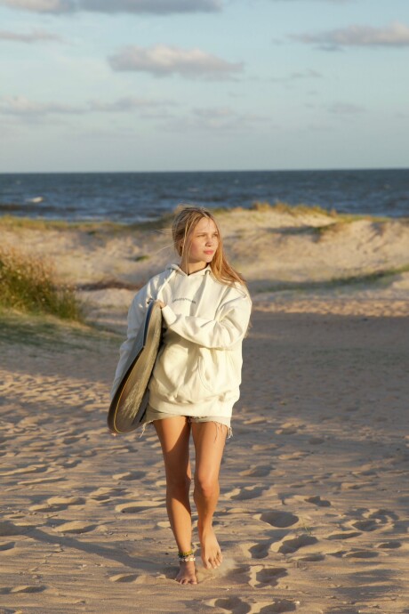 Hoodie Ride / Natural U