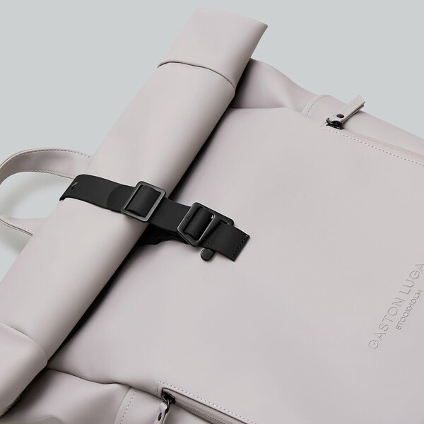 Mochila Gaston Luga Rullen C/Roll-top Notebook Laptop 16" Color Gris