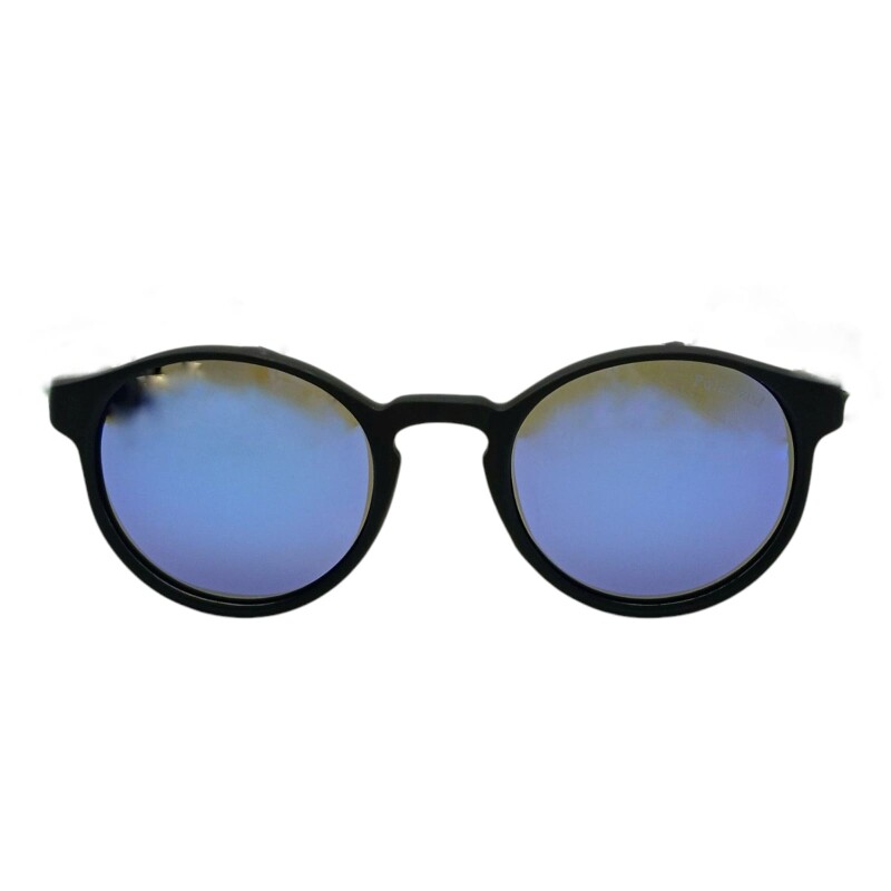 XC111820 negrouniforme