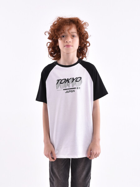 REMERA RANGLAN ESTAMPADO 3