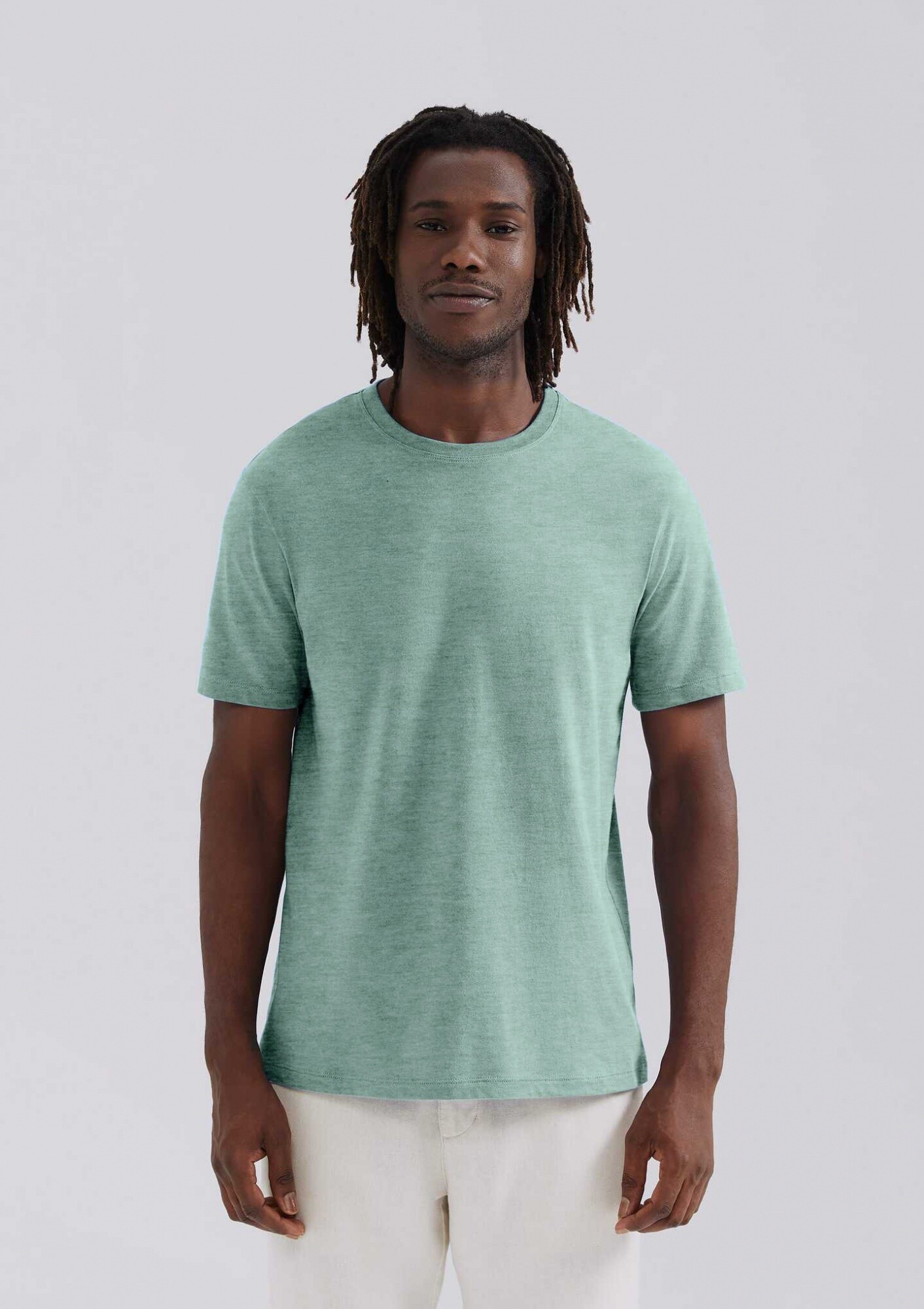 CAMISETA BÁSICA MANGA CORTA VERDE — Hering