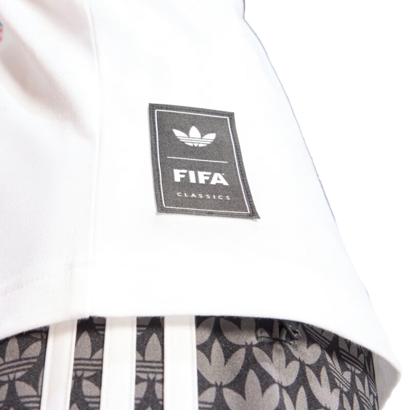 Remera Adidas Graphic Archive Football - Blanco Remera Adidas Graphic Archive Football - Blanco