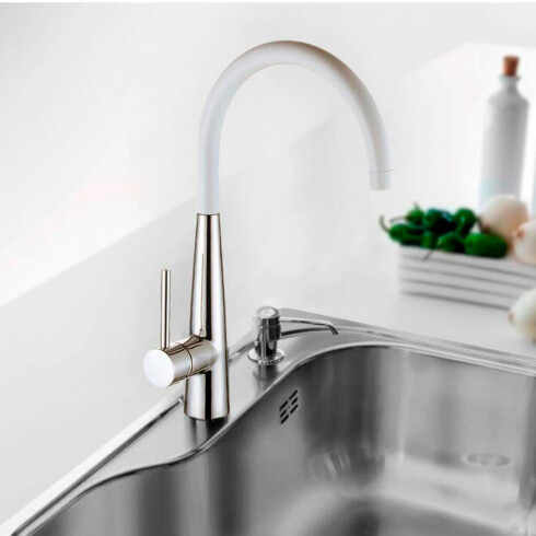 Griferia De Cocina Pico Alto Aqualia Monocomando Blanco CROMO